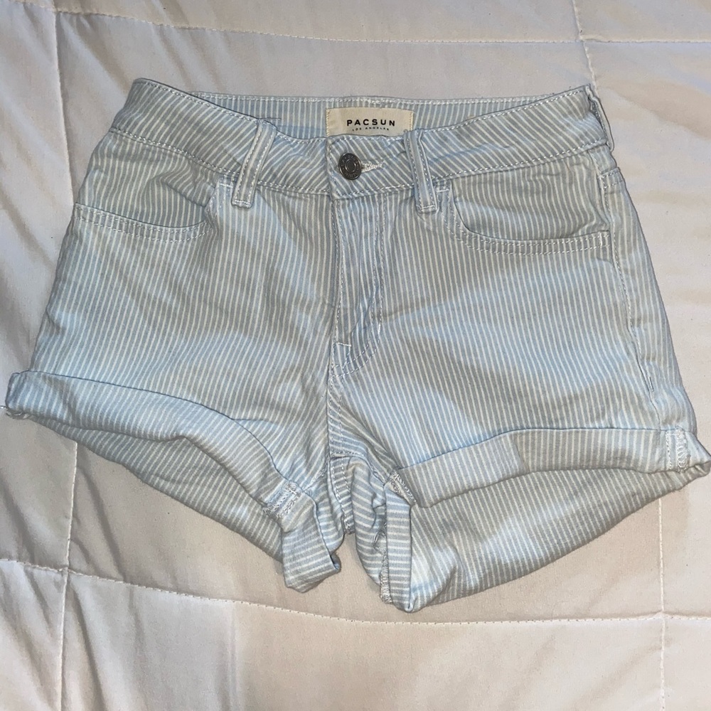 PacSun Stripped Shorts!!
